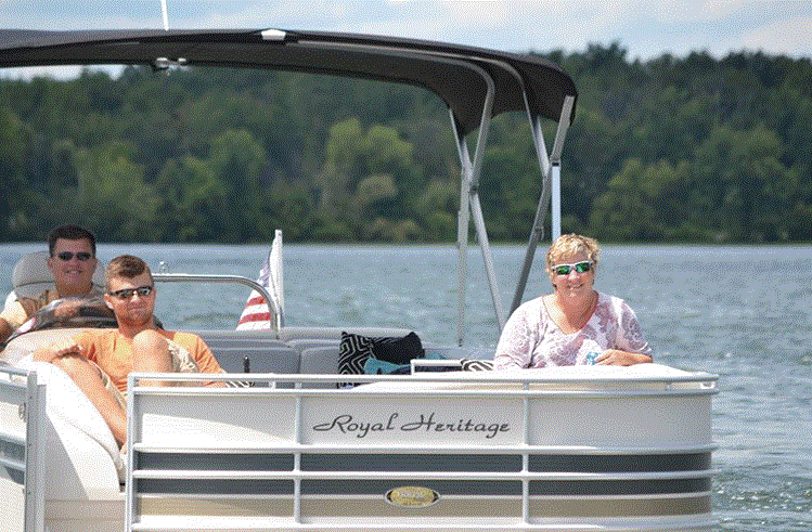 Pontoon_Closeup